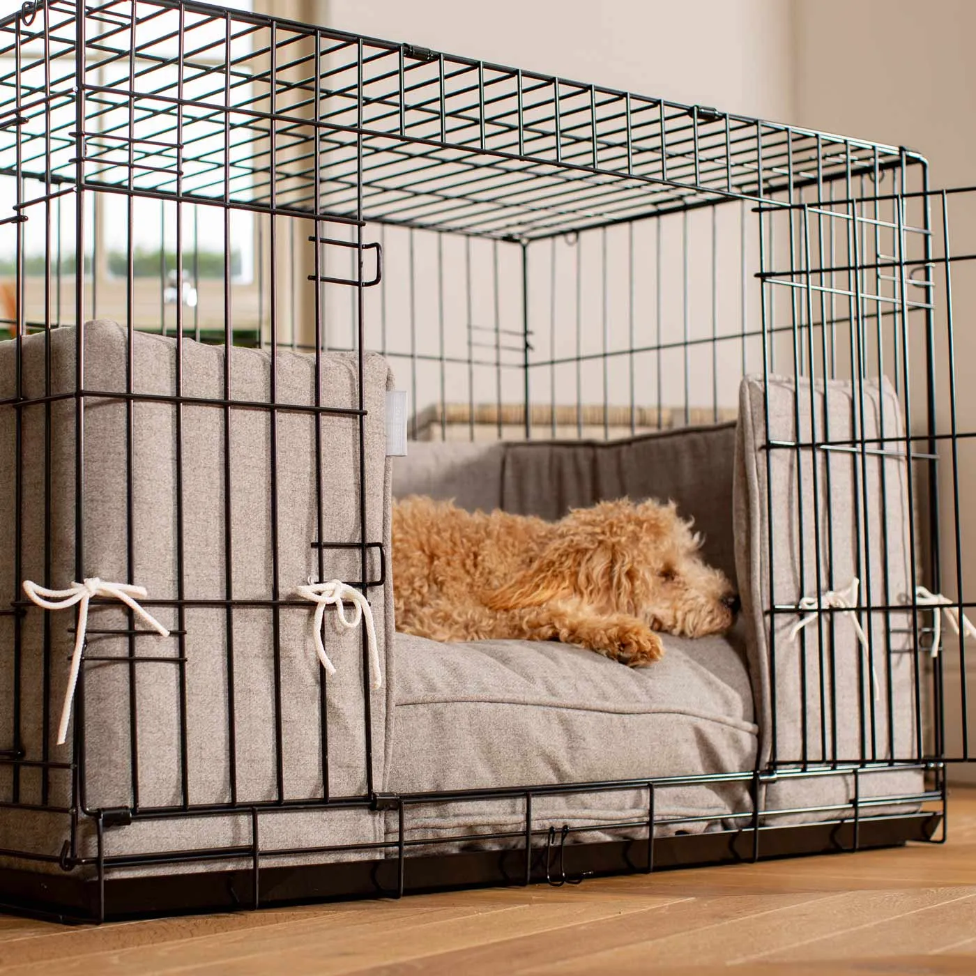 Dog Crate Bumper in Inchmurrin Ground by Lords & Labradors