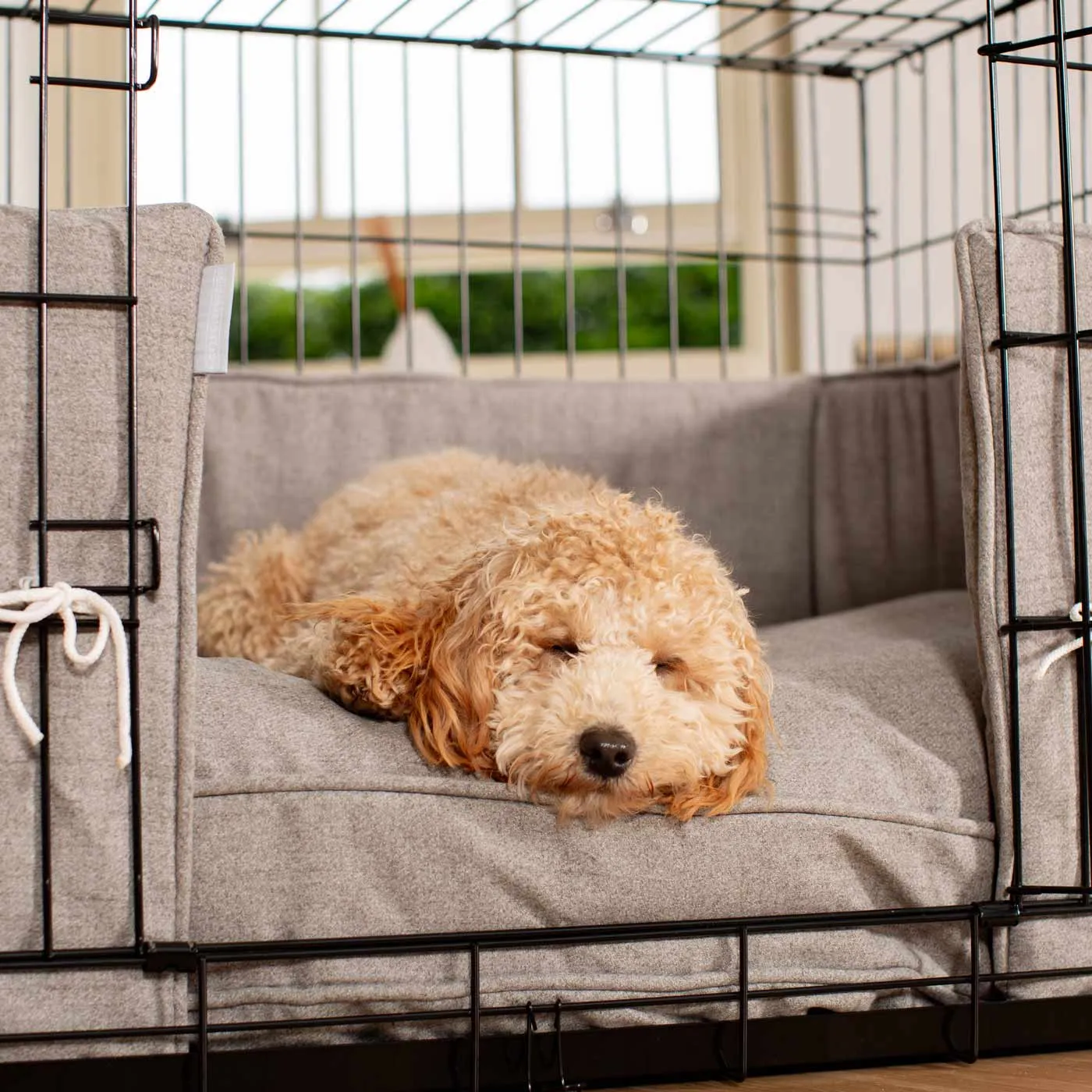 Dog Crate Bumper in Inchmurrin Ground by Lords & Labradors